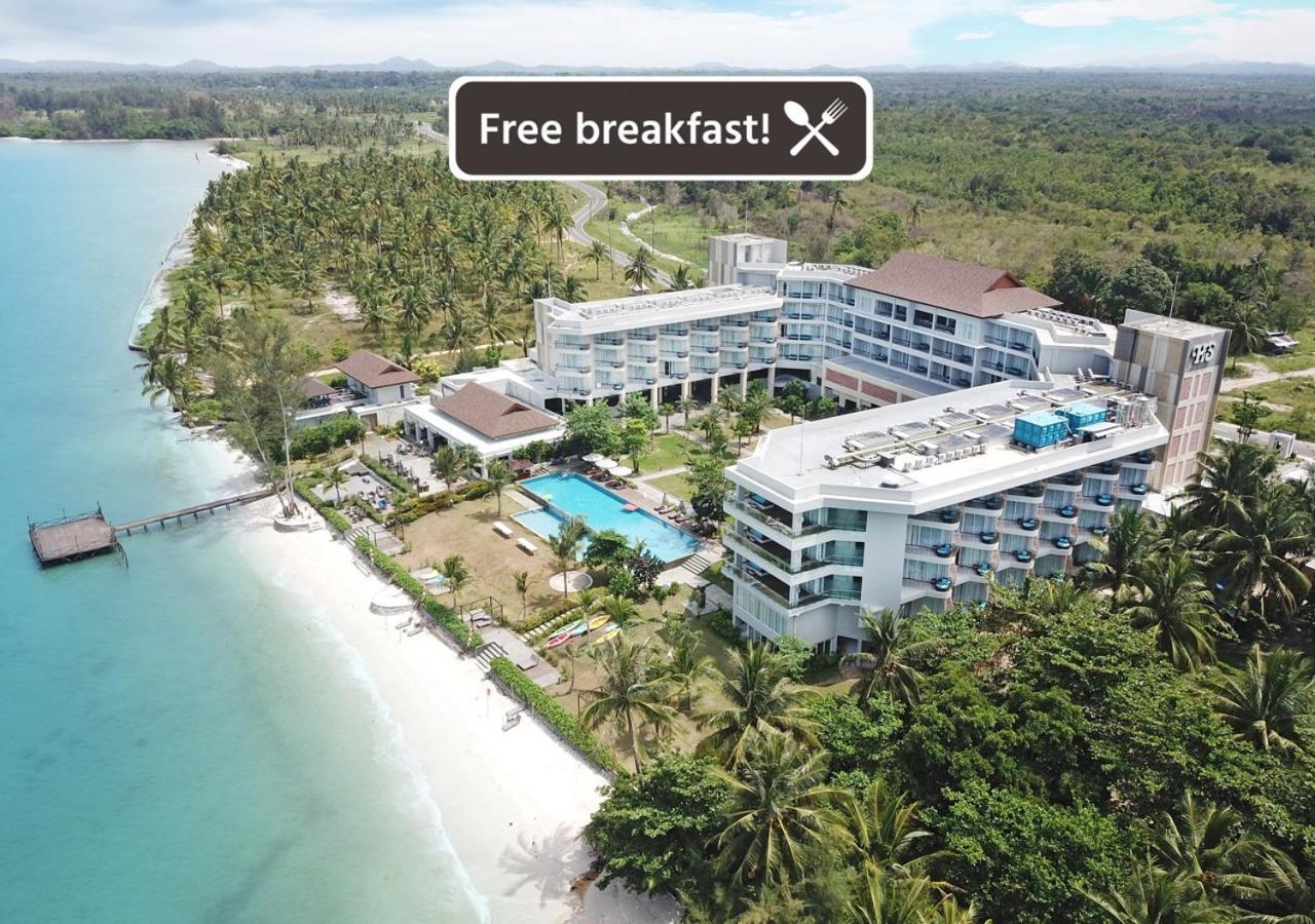 Hotel Santika Premiere Beach Resort Belitung Sijuk Exterior photo